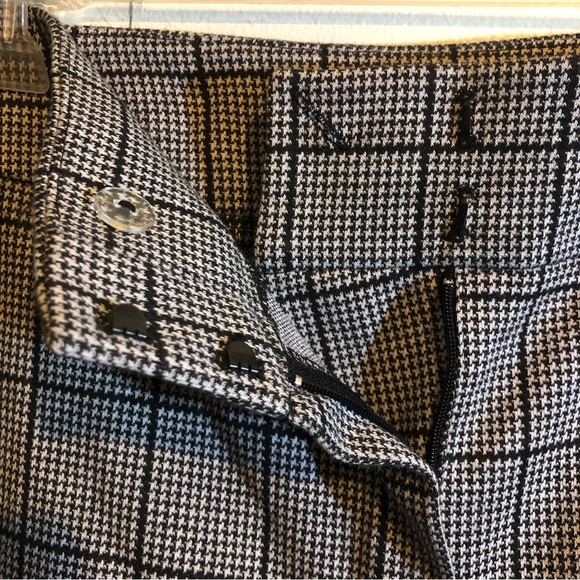 Kasper Houndstooth Trousers in Black & White, Flat Front, Elastic Side, size 14W - Picture 3 of 7